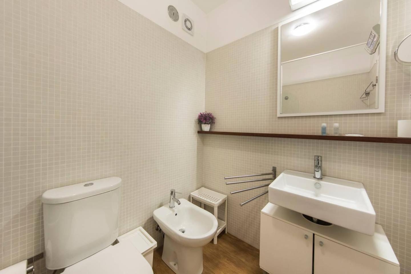 Comfortable Apartment in Campo Pequeno Lisboa Exterior foto